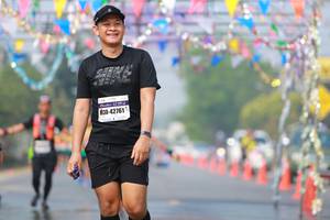 BIB: 42761
                            <button type="button" onclick="openModal(9893981)" class="btn btn-primary btn-sm float-right btn-popup" data-toggle="modal" data-target=".modal-high-quality">
                        <i class="fas fa-shopping-cart"></i> Add to Cart
                    </button>
                                            <button type="button" onclick="isThisMe(9893981, true)" class="btn btn-success btn-sm float-right btn-popup btn-isme hidden" data-toggle="tooltip" data-placement="bottom" title="นี่คือรูปของคุณใช่ไหม คลิกที่นี่เพื่อเอาเข้าอัลบั้ม">
                        <i class="fas fa-plus"></i> Add to album
                    </button>
                    <button type="button" onclick="isThisMe(9893981, false)" class="btn btn-warning btn-sm float-right btn-popup btn-isnotme hidden">
                        <i class="fas fa-ban"></i> Remove from album
                    </button>